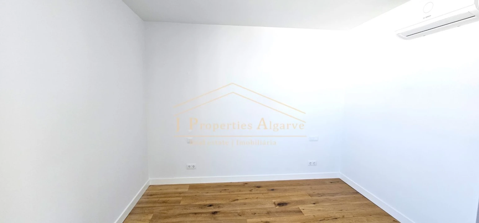 Apartamento T3 para Venda em Moncarapacho e Fuseta Foto 7