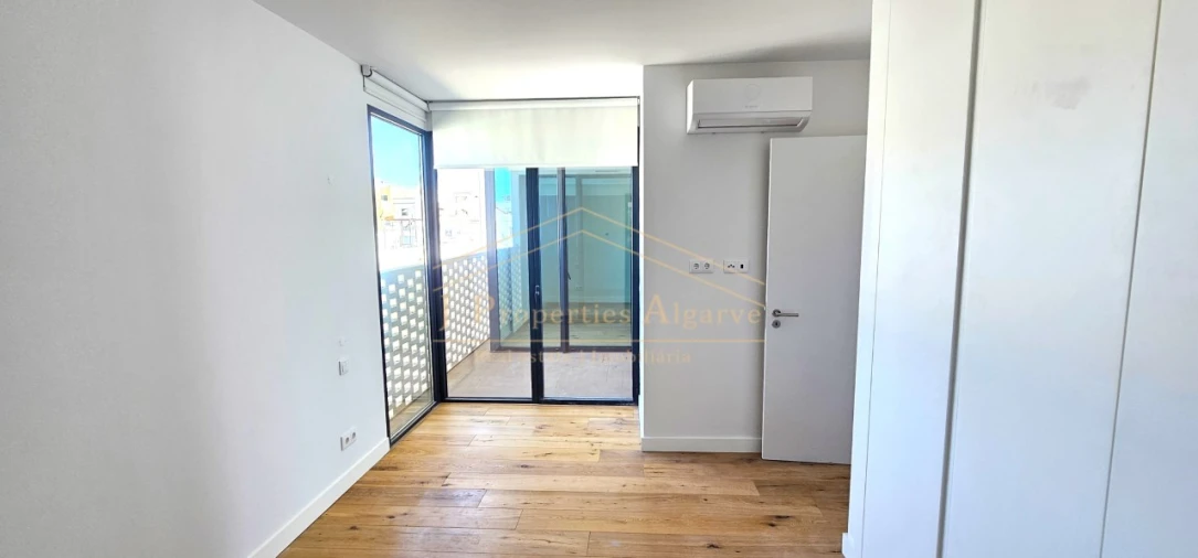 Apartamento T3 para Venda em Moncarapacho e Fuseta Foto 11