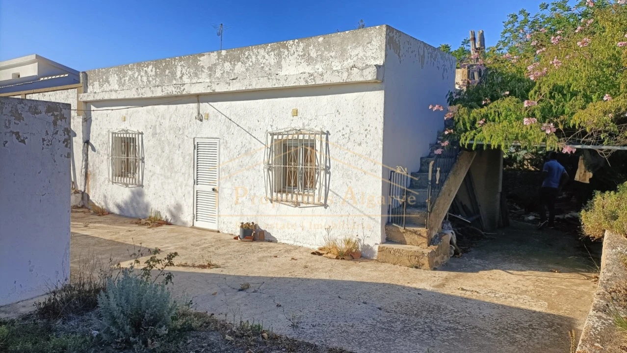 Moradia T2 para Venda em Loule (São Sebastião) Foto 5