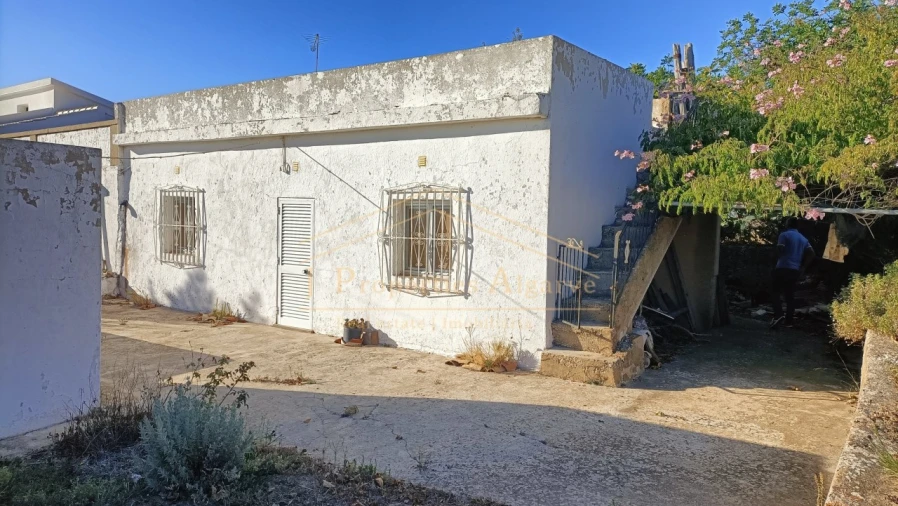 Moradia T2 para Venda em Loule (São Sebastião) Foto 5