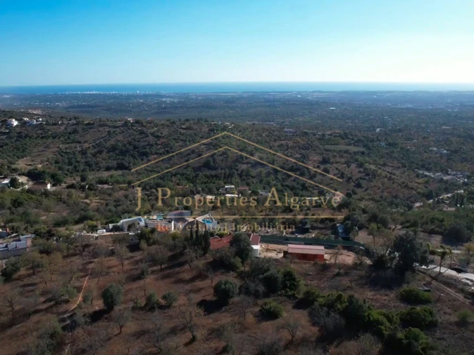 Moradia T2 para Venda em Loule (São Sebastião) Foto 3