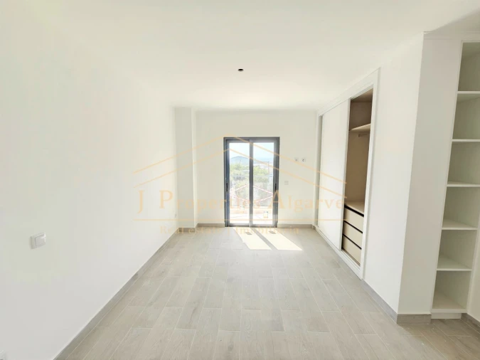 Apartamento T2 para Venda em Loule (São Sebastião) Foto 3
