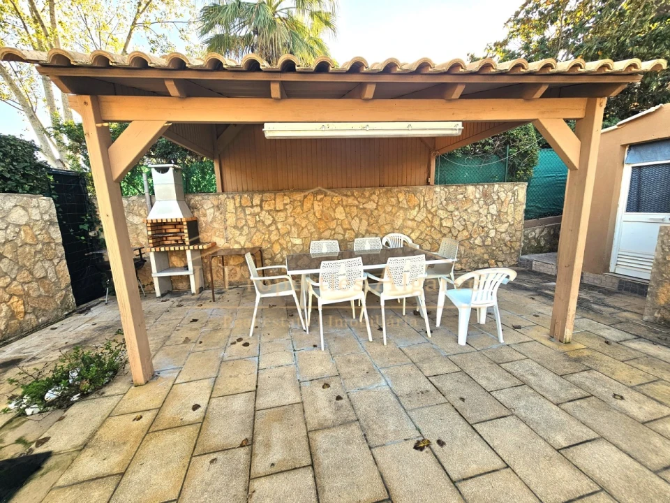 Moradia T5 para Venda em Quarteira Foto 43