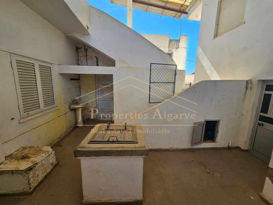 Moradia T7 para Venda em Loule (São Sebastião) Foto 27