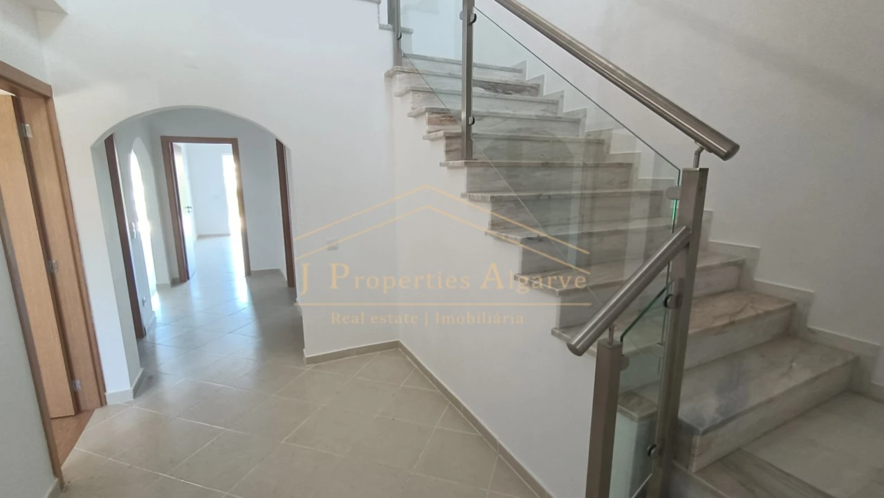 Moradia T44 para Venda em Loule (São Clemente) Foto 13
