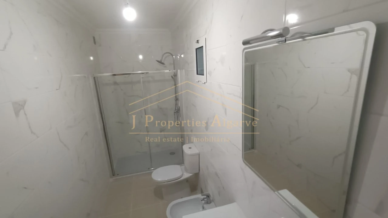 Moradia T44 para Venda em Loule (São Clemente) Foto 18