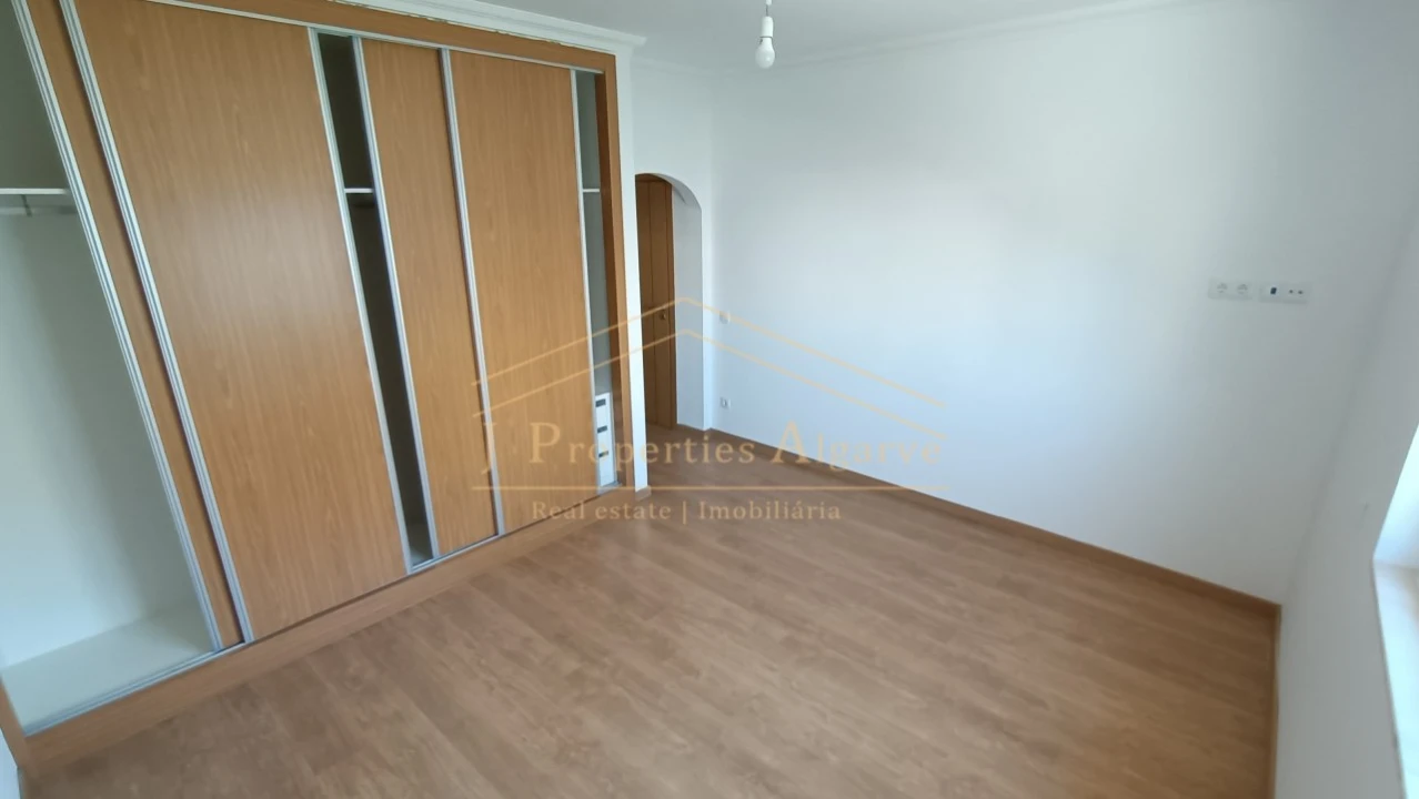 Moradia T44 para Venda em Loule (São Clemente) Foto 27