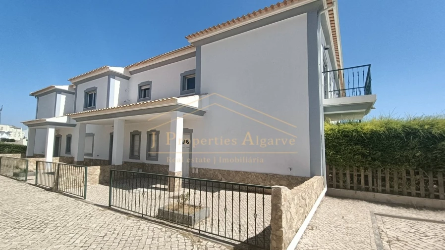 Moradia T44 para Venda em Loule (São Clemente) Foto 3