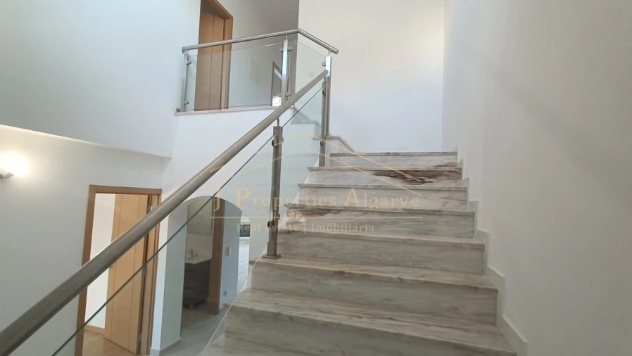 Moradia T44 para Venda em Loule (São Clemente) Foto 14