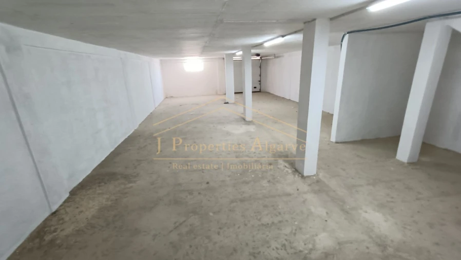 Moradia T44 para Venda em Loule (São Clemente) Foto 31