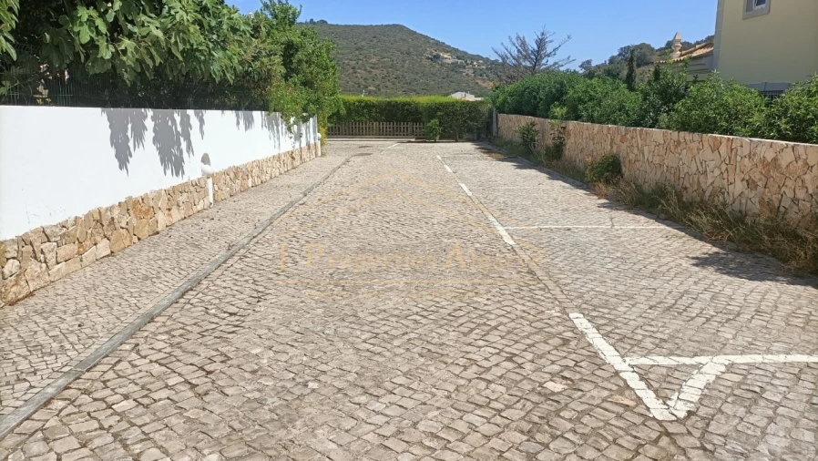 Moradia T44 para Venda em Loule (São Clemente) Foto 33