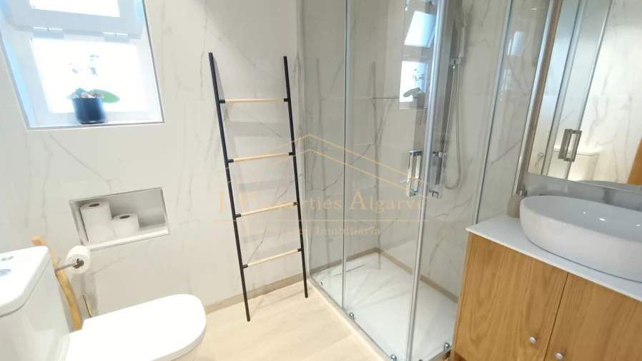 Apartamento T2 para Venda em Almancil Foto 16