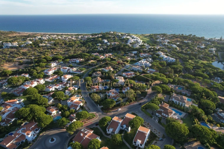 Apartamento T2 para Venda em Almancil Foto 22