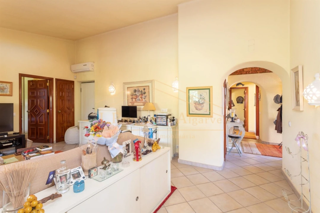 Moradia T3 para Venda em Quarteira Foto 5