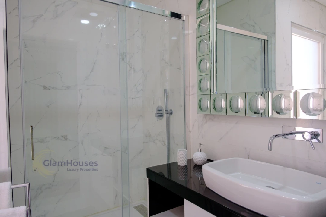 Moradia T4 para Venda em Charneca de Caparica e Sobreda Foto 20