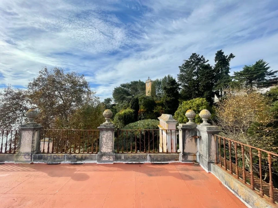 Moradia T7 para Venda em Oeiras e São Julião da Barra, Paço de Arcos e Caxias Foto 3