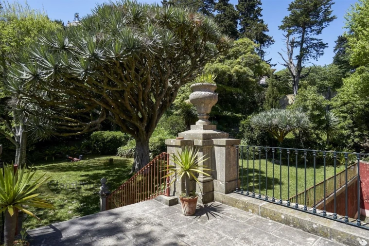 Moradia T7 para Venda em Oeiras e São Julião da Barra, Paço de Arcos e Caxias Foto 8