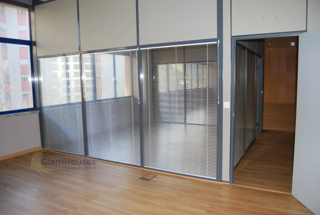 Escritório para Arrendamento em Algés, Linda-A-Velha e Cruz Quebrada-Dafundo Foto 7