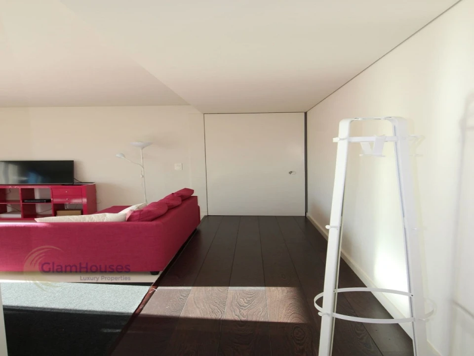 Apartamento T2 para Venda em Parque das Nações Foto 9