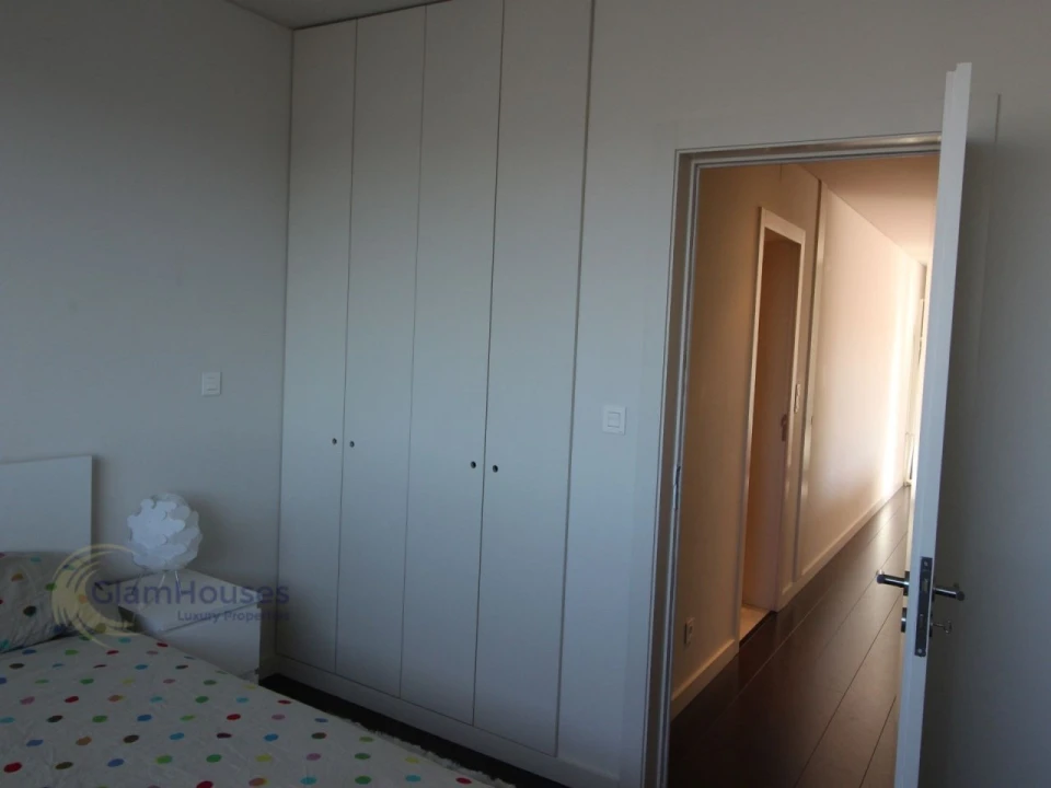 Apartamento T2 para Venda em Parque das Nações Foto 12