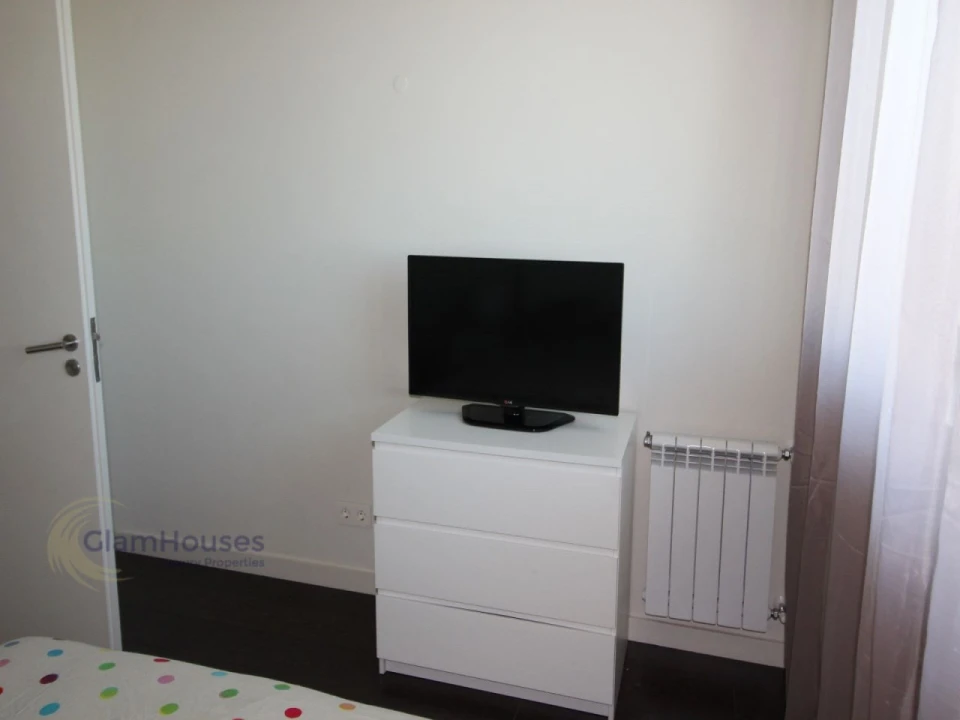Apartamento T2 para Venda em Parque das Nações Foto 13