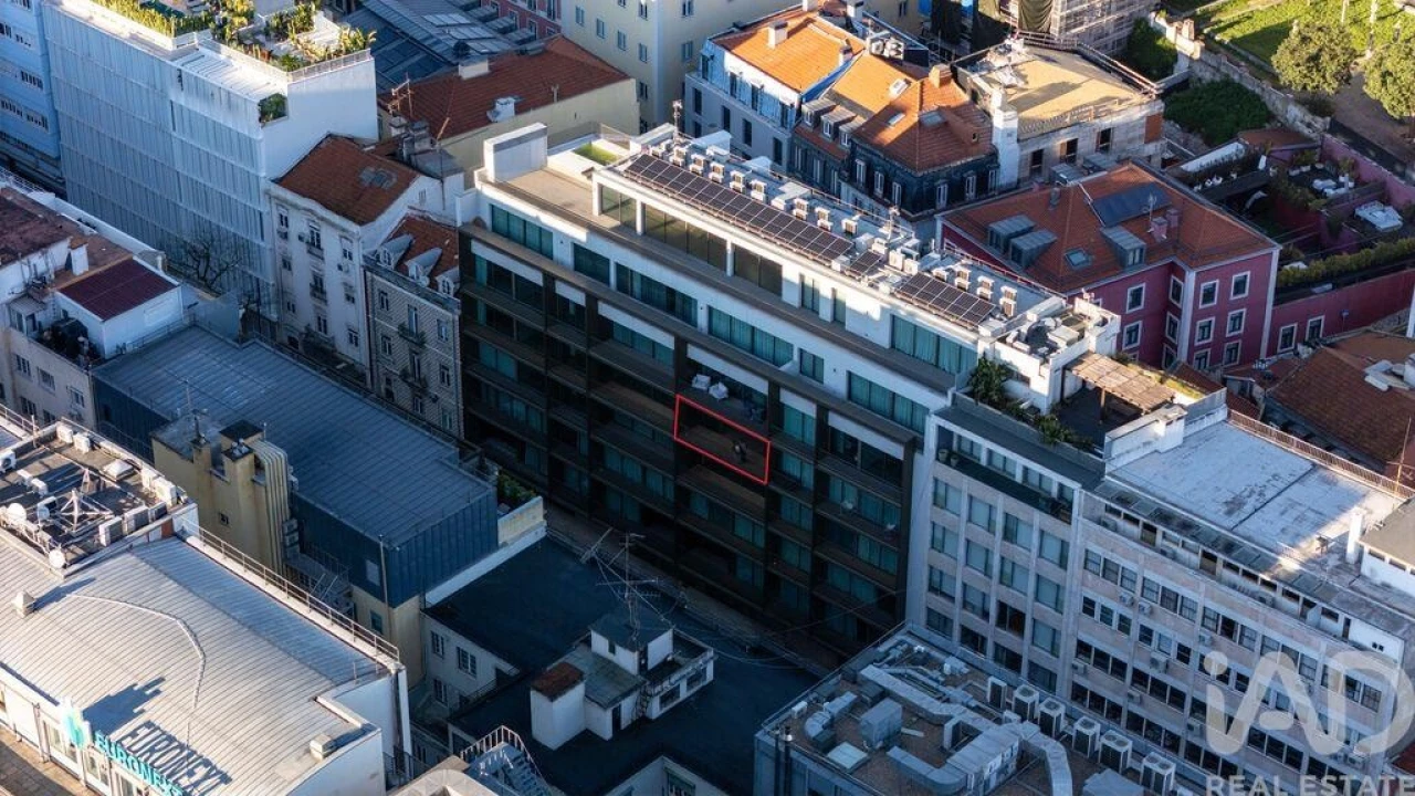 Apartamento T2 para Venda em Santo António Foto 21