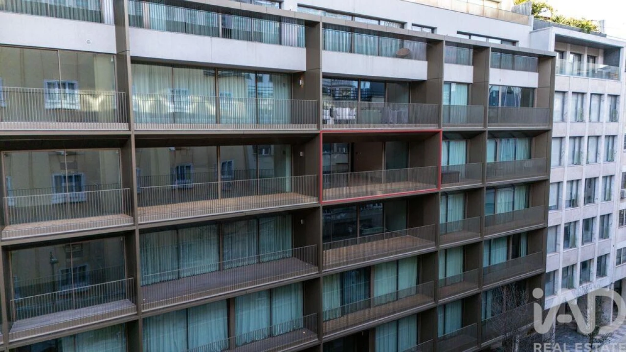 Apartamento T2 para Venda em Santo António Foto 22