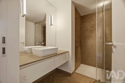 Apartamento T2 para Venda em Santo António