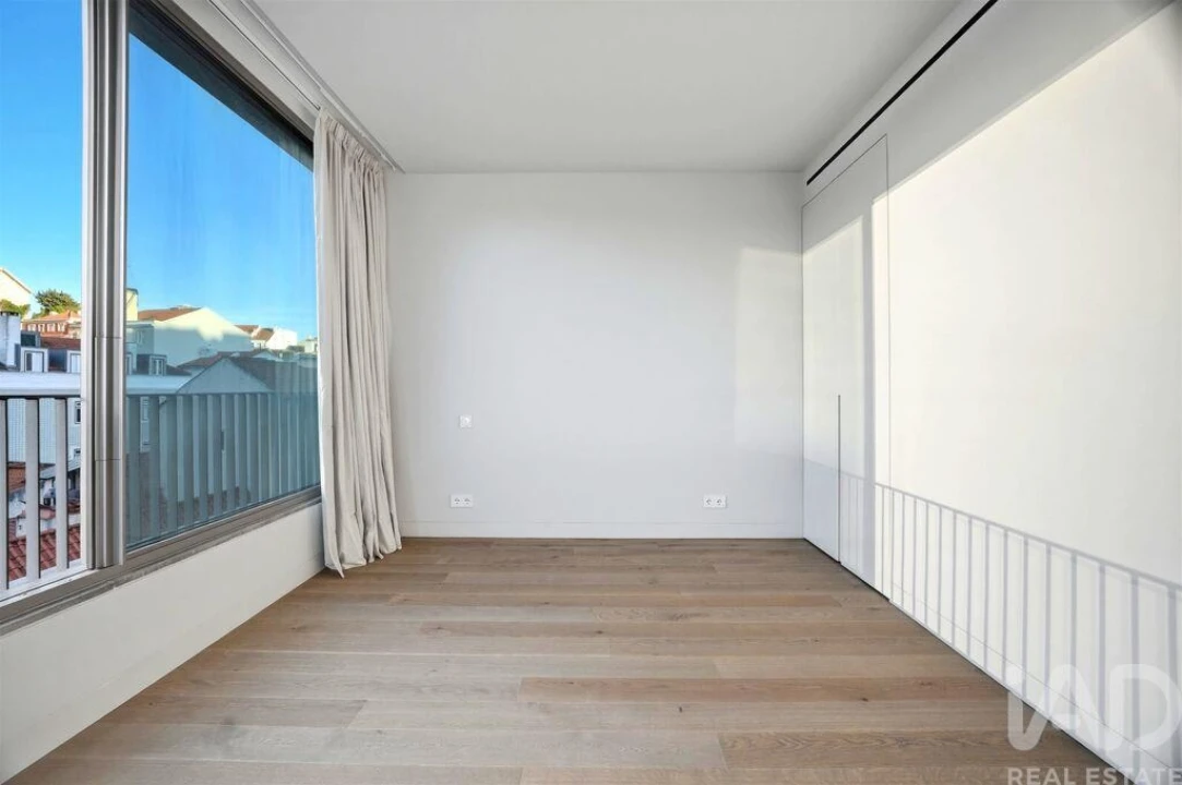 Apartamento T2 para Venda em Santo António Foto 15