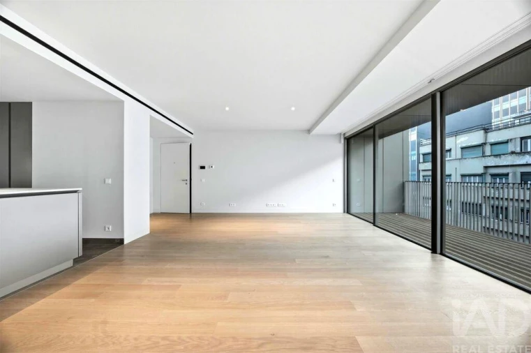 Apartamento T2 para Venda em Santo António Foto 4