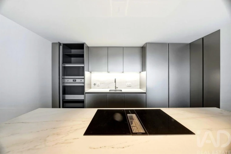 Apartamento T2 para Venda em Santo António Foto 6