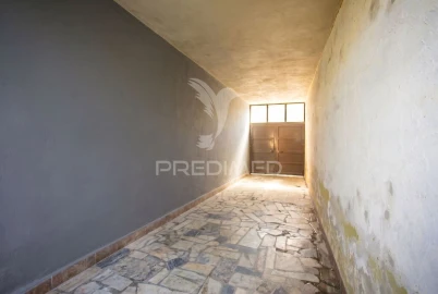 Moradia T6 para Venda em Azeitão (São Lourenço e São Simão)