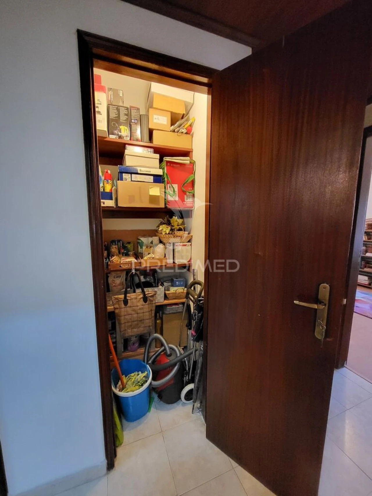 Apartamento T3 para Venda em Alfragide Foto 12