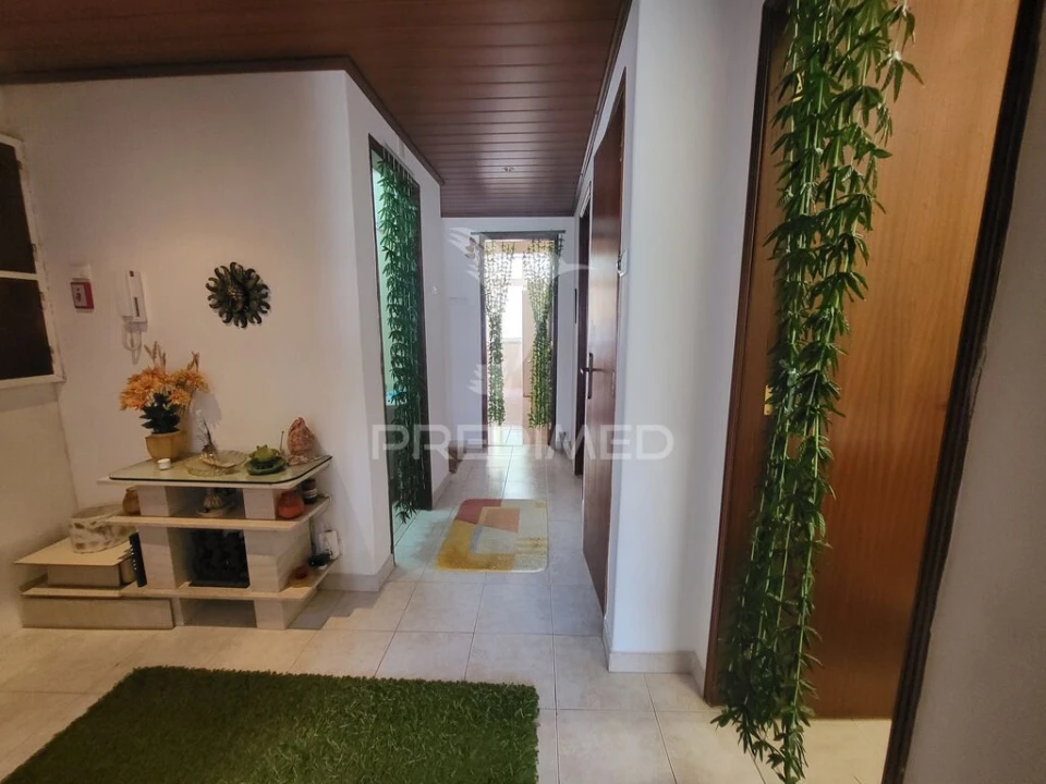 Apartamento T3 para Venda em Alfragide Foto 19