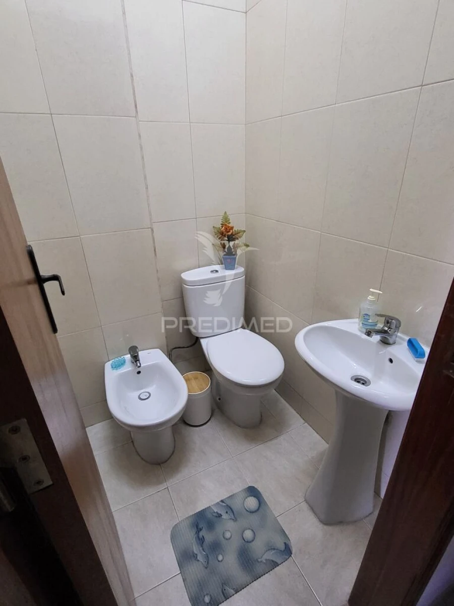 Apartamento T3 para Venda em Alfragide Foto 15