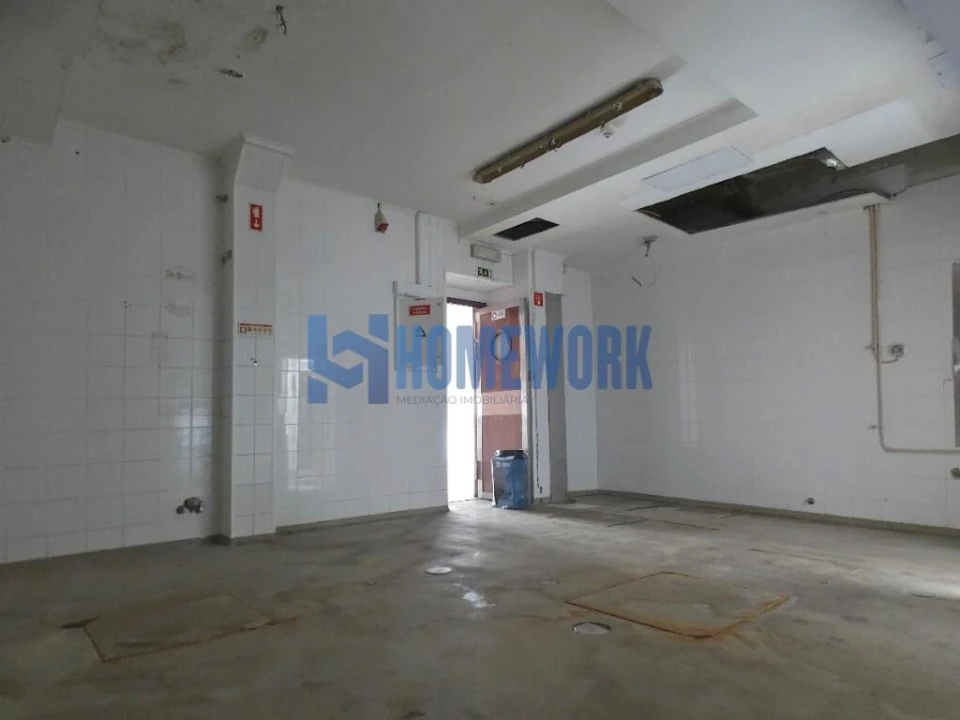 Loja para Arrendamento em Barreiro e Lavradio Foto 13