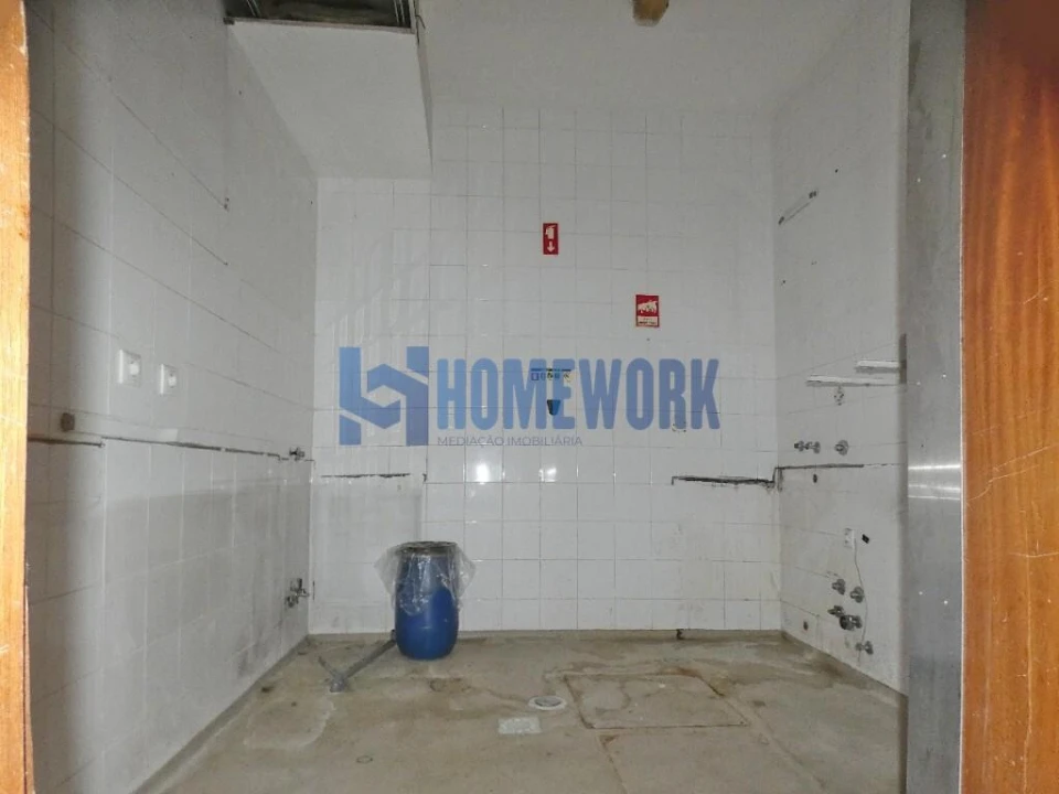 Loja para Arrendamento em Barreiro e Lavradio Foto 5