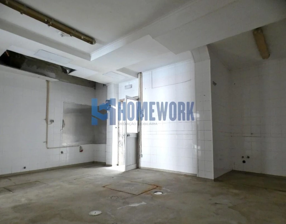 Loja para Arrendamento em Barreiro e Lavradio Foto 12