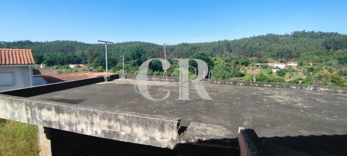 Moradia T2 para Venda em Vila Facaia Foto 33