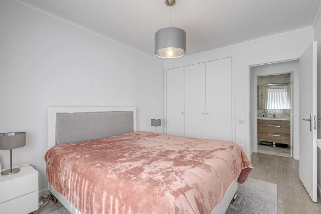 Apartamento T3 para Venda em Valongo Foto 7