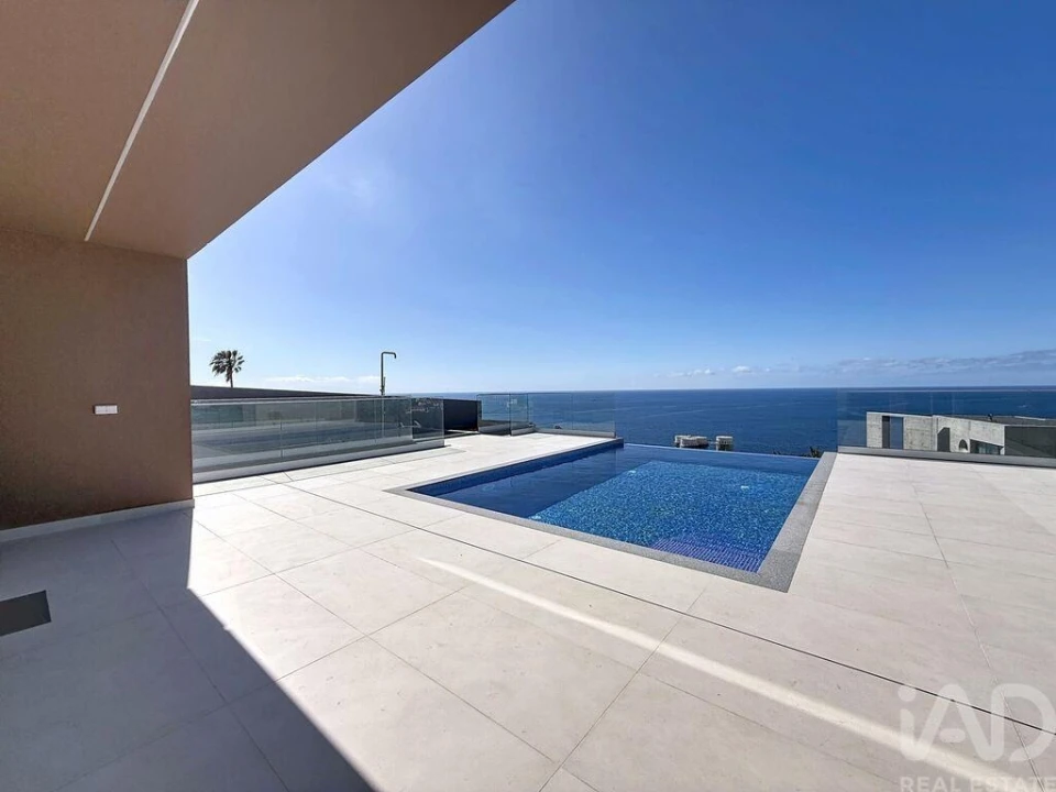 Moradia T3 para Venda em São Martinho Foto 1