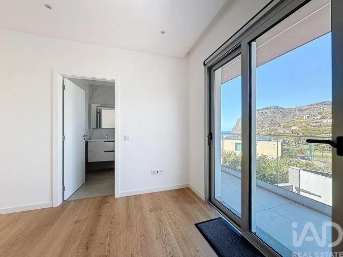 Moradia T3 para Venda em São Martinho Foto 20