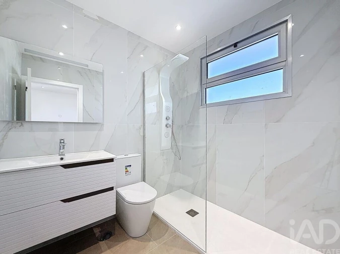 Moradia T3 para Venda em São Martinho Foto 21