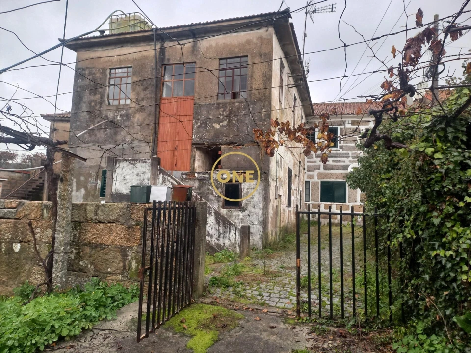 Moradia T5 para Venda em Delães Foto 7