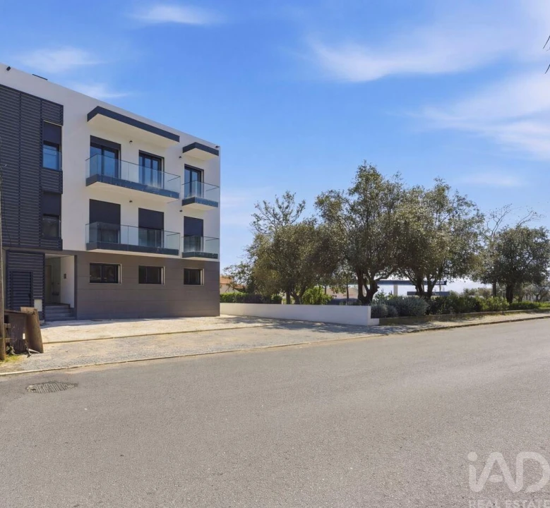 Apartamento T4 para Venda em Santa Iria de Azoia, São João da Talha e Bobadela Foto 1