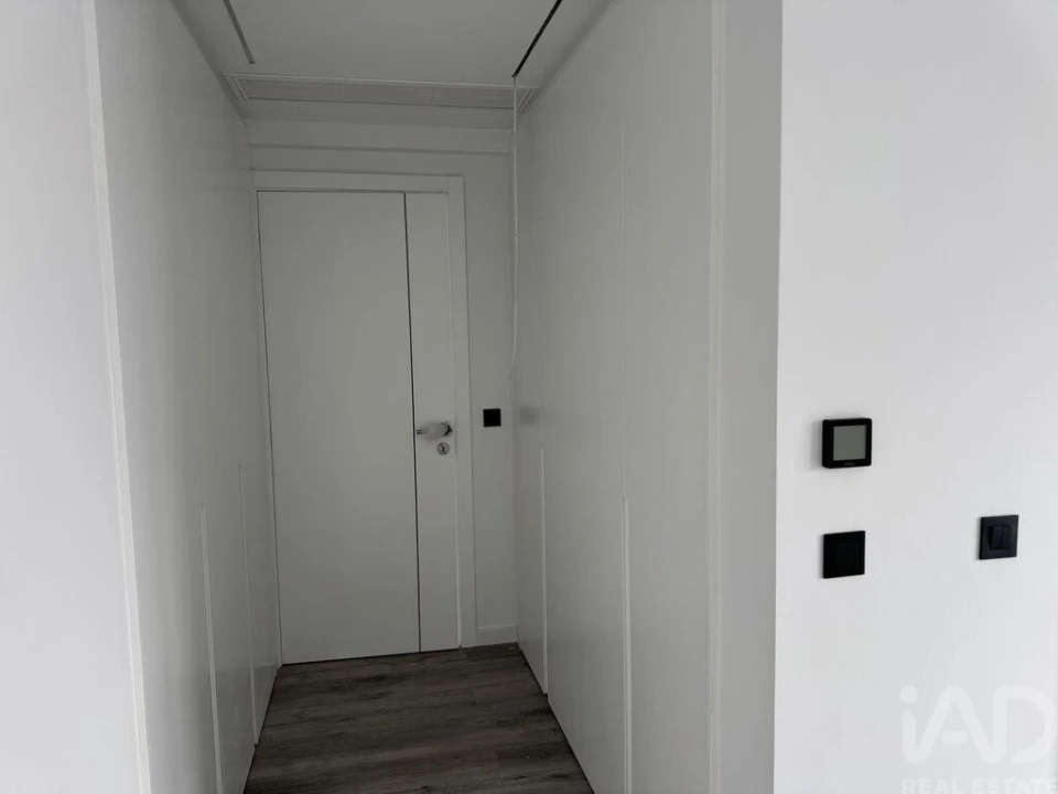 Apartamento T4 para Venda em Santa Iria de Azoia, São João da Talha e Bobadela Foto 23