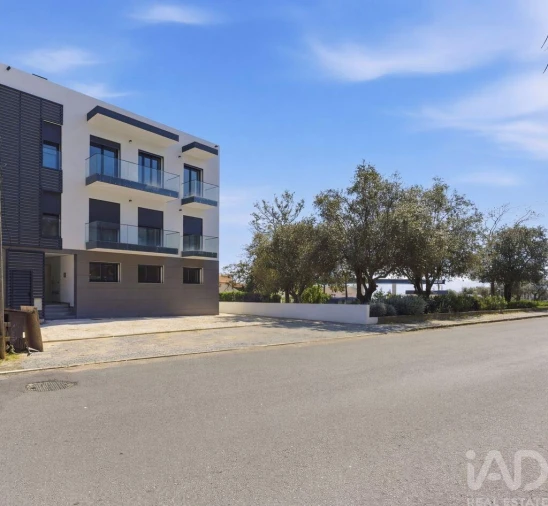 Apartamento T4 para Venda em Santa Iria de Azoia, São João da Talha e Bobadela Foto 1