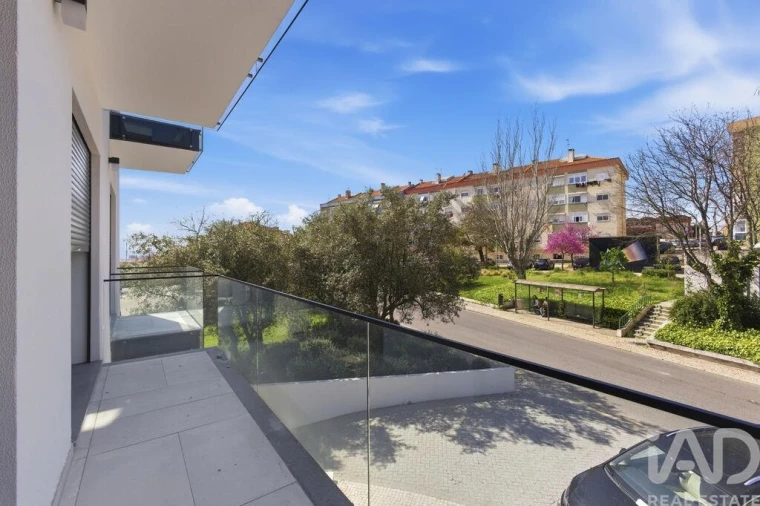 Apartamento T4 para Venda em Santa Iria de Azoia, São João da Talha e Bobadela Foto 12