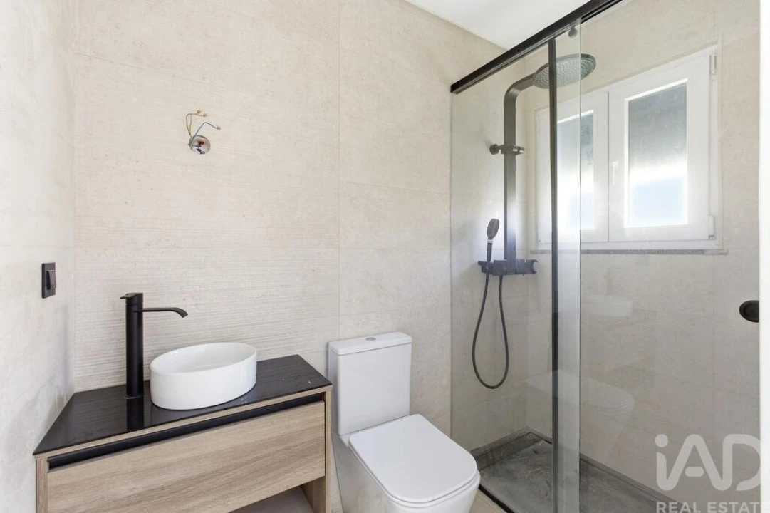 Apartamento T4 para Venda em Santa Iria de Azoia, São João da Talha e Bobadela Foto 26