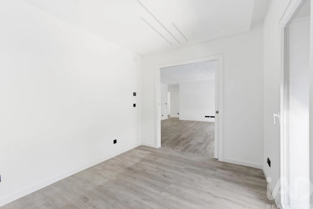 Apartamento T4 para Venda em Santa Iria de Azoia, São João da Talha e Bobadela Foto 10